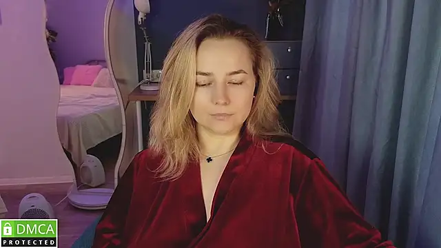 Mira_Mermayd webcam