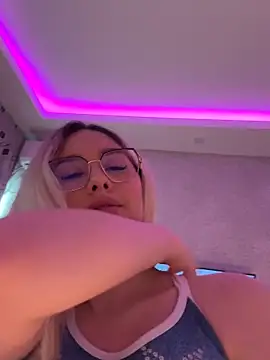 mollyxxx webcam