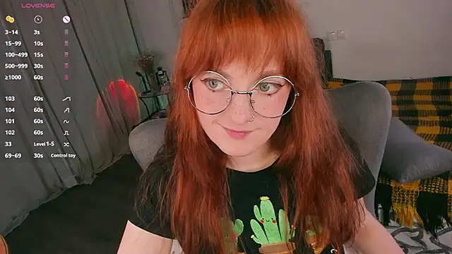 Alice_CutePerv webcam