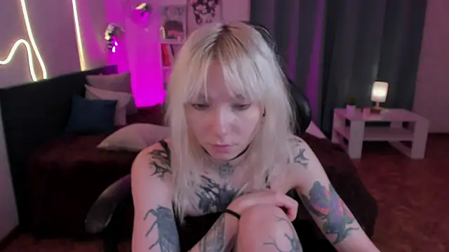 tattoo_art_baby webcam