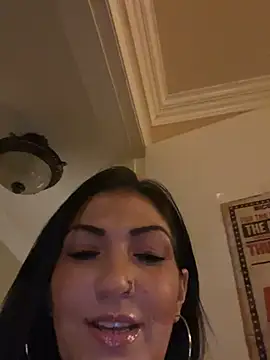 LittleMissEeve Live Webcam on Stripchat