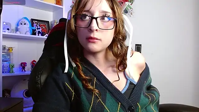 CelesteAyase webcam