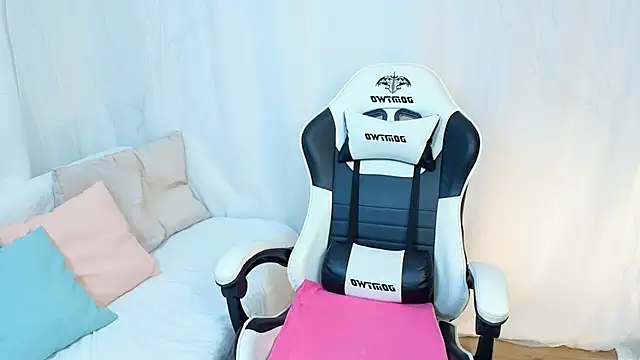 Lily_Daviss webcam
