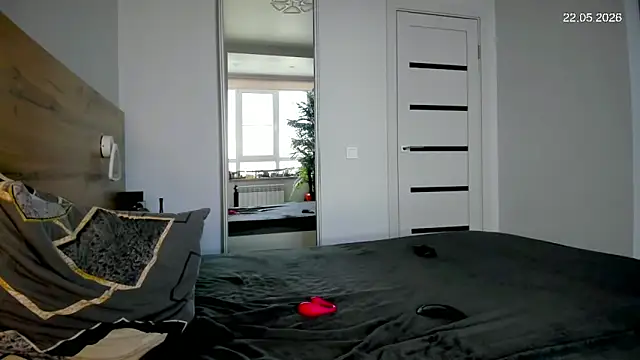 love_is_ webcam