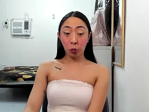 ErikaJayne4u webcam