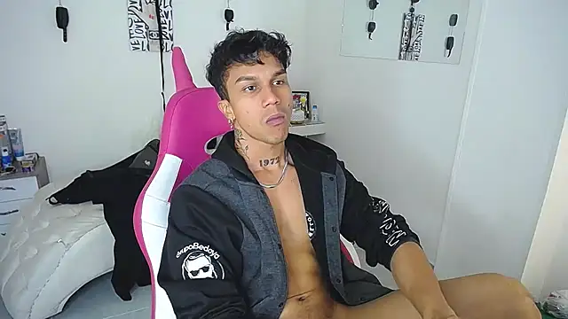 leonard_price - Leonard_Price's free webcam - UK Sex Cams