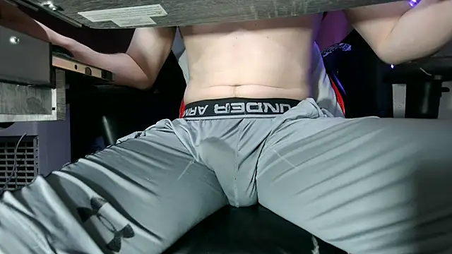 Dick_and_muscles webcam