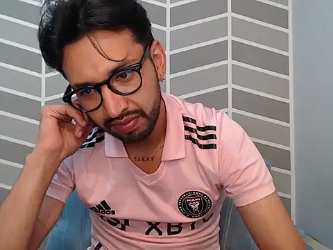 thomass1018 webcam