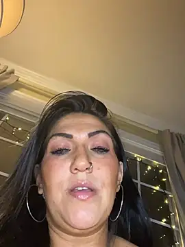 LittleMissEeve webcam