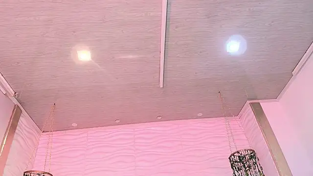 jhade_fox webcam