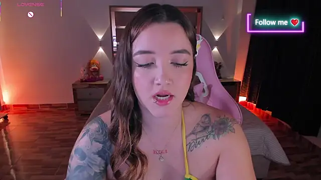 lunaarose webcam