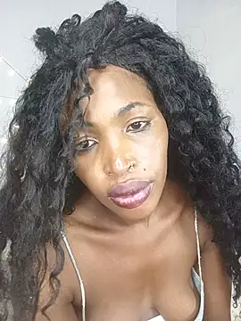 XOXOebony webcam