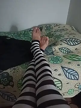 Ladyboy_69-_- webcam