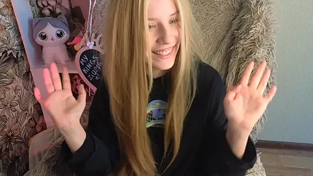 sarakaell webcam