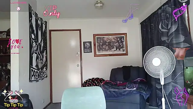 KINKYBLUEYES69 webcam