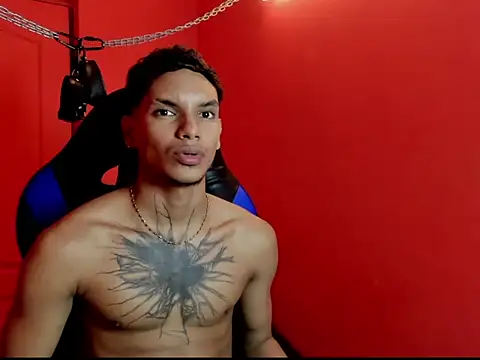 kai_storm77 webcam