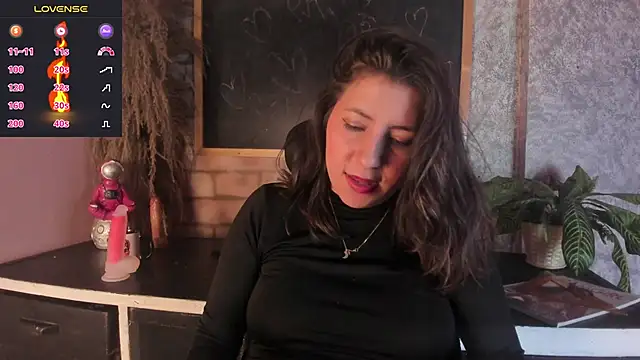 HeidiLune webcam