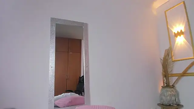 lia_sexx19 webcam