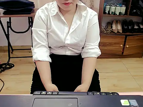 Hana_Mina webcam