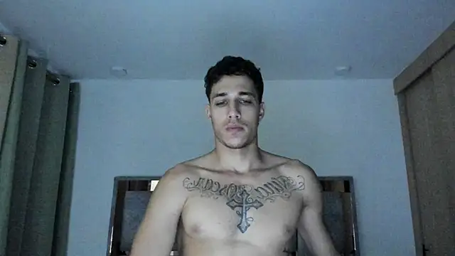 Zelonelelle - Male webcam sex chat