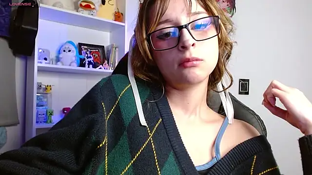 CelesteAyase webcam