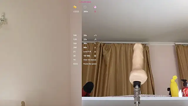 Ledi_Tii webcam