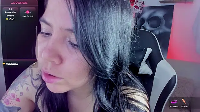AilynRed webcam