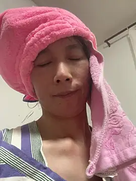 crhong666 webcam