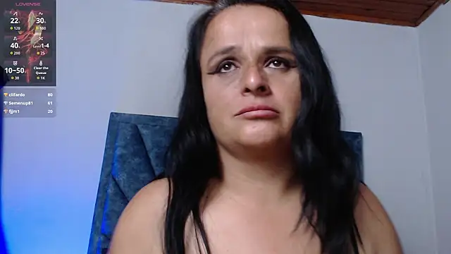 aliciareby - AliciaReby's free webcam