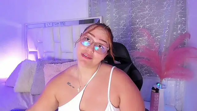 LeahxBarker webcam