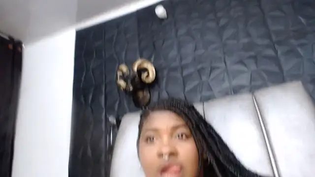 Hanna_Fox_69 webcam
