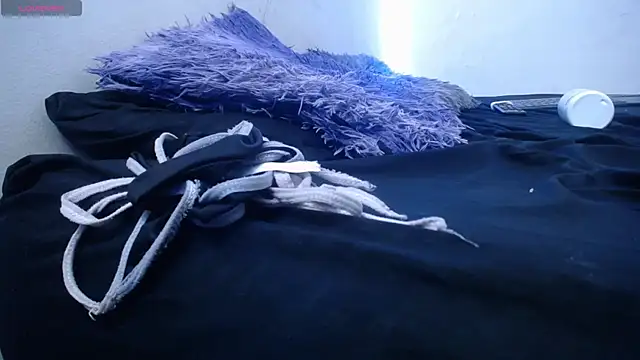 Naomy_Reiden webcam