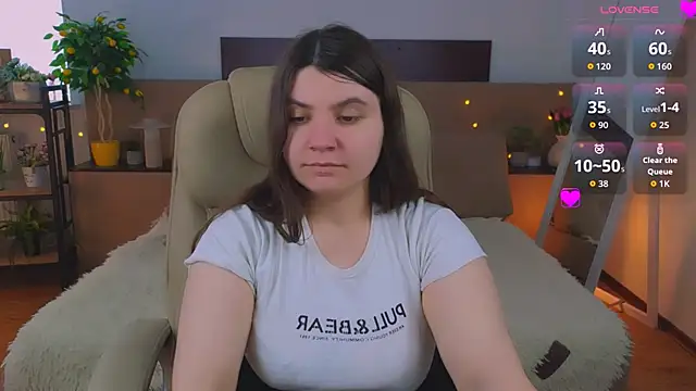 Viola__Shy webcam