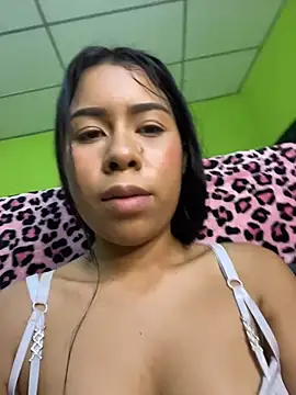 Ayelin_Samira webcam