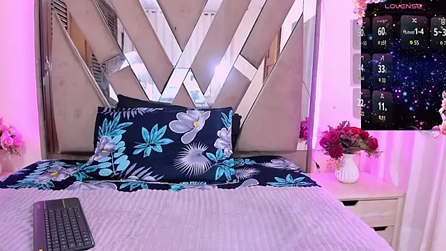 casey_lorens webcam