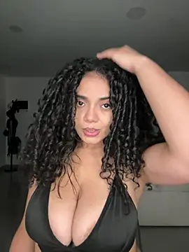 Curlyierr webcam