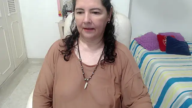 leonela_69 webcam