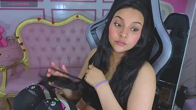 lia_harper_t webcam