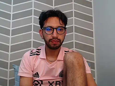 thomass1018 webcam