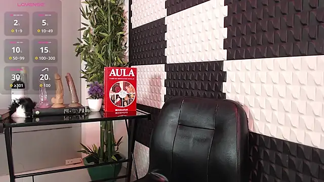 AlinaMorris webcam