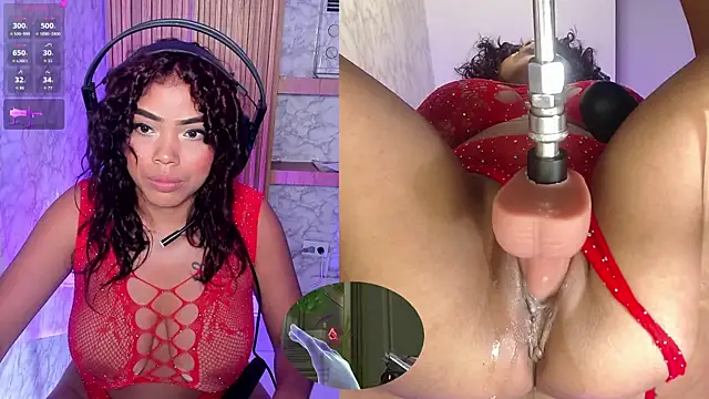 NinaCapelli webcam