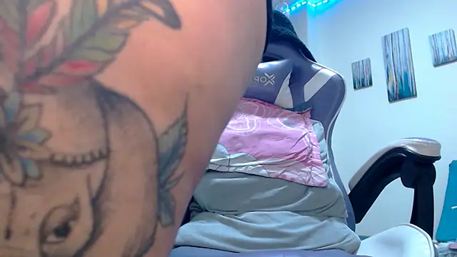 KENYEVANS webcam