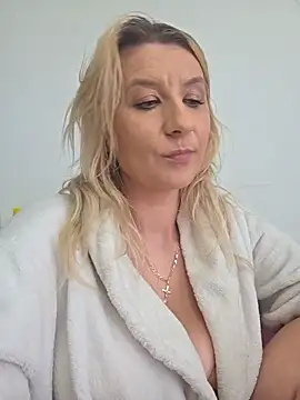 KaylinJan webcam