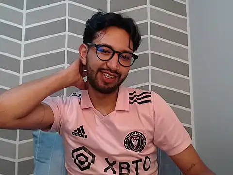 thomass1018 webcam
