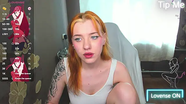 MeganNewCat webcam