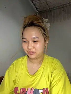 Almira6868 webcam