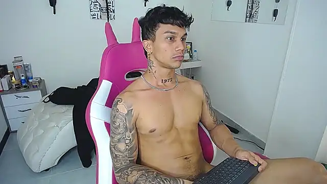 Leonard_Price webcam