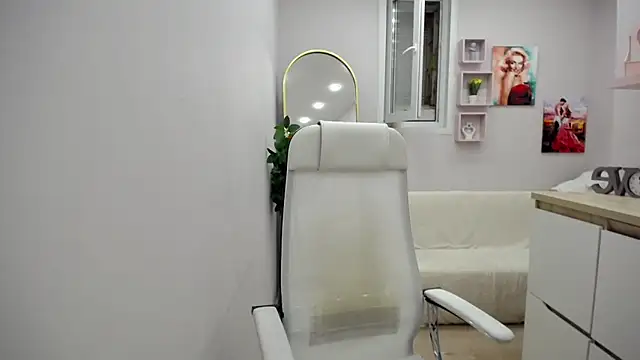 Milla_Cutie18 webcam