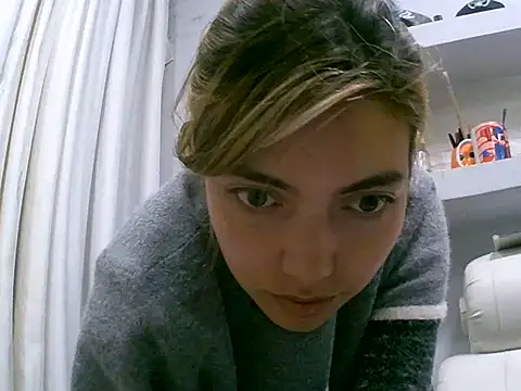 VittoriaTaylor webcam