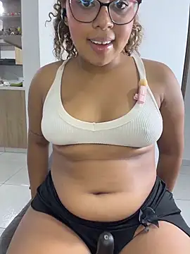 AlesiaCooper webcam